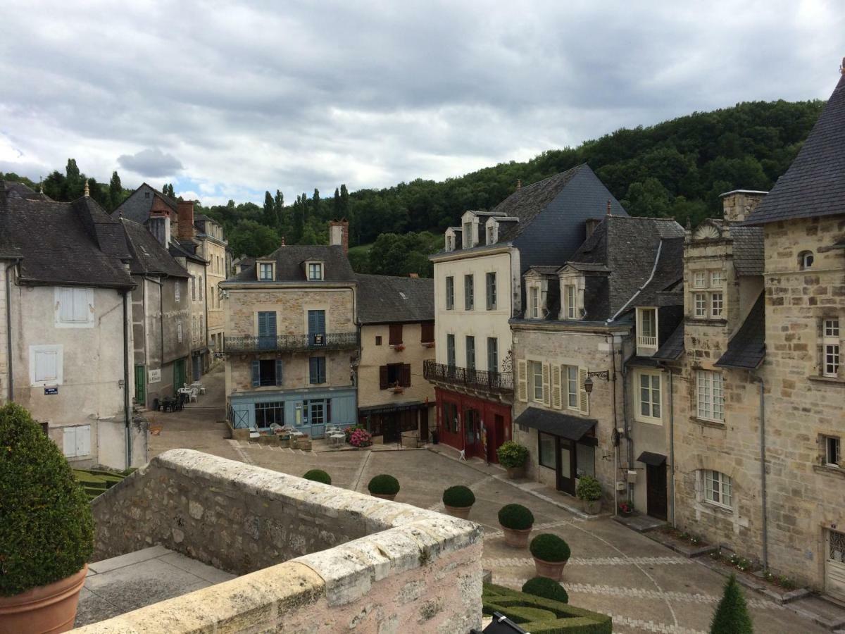 Les Maisons du Périgord Terrasson Esterno foto